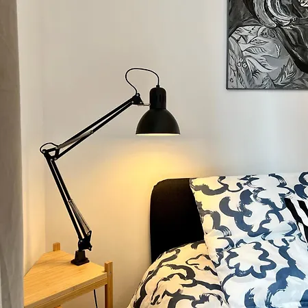דירה De Standing Dans Coliving ברסט