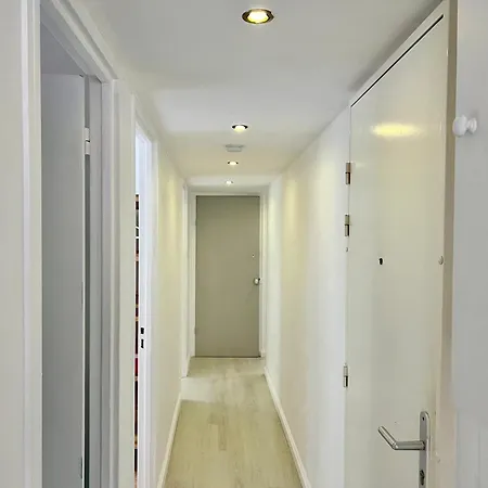 De Standing Dans Coliving דירה
